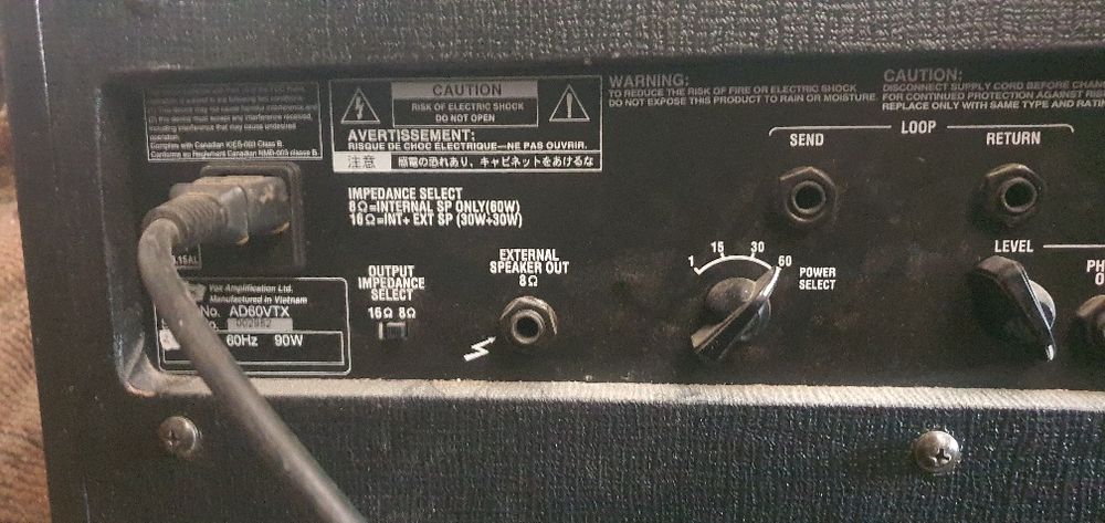 Vând amplificator chitara etc ..VOX Valvetronix VTX AD60VTx
