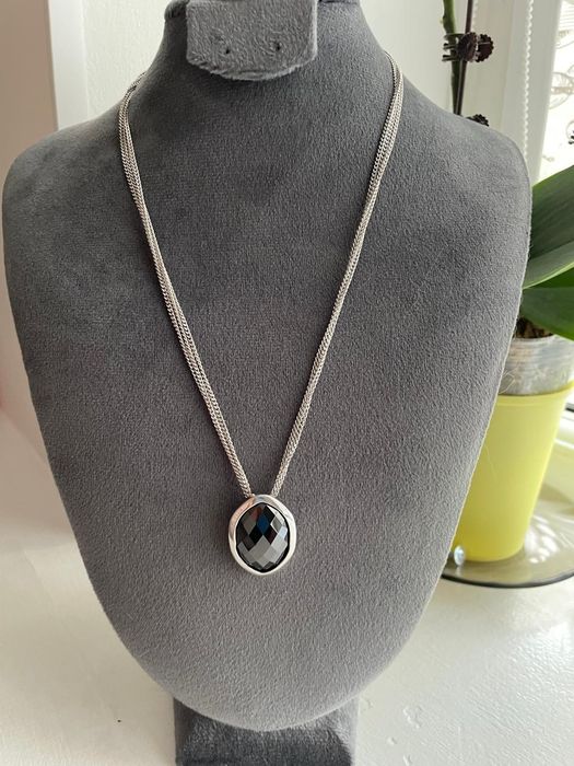 Продаётся колье серебро 925 пробы, маркированное