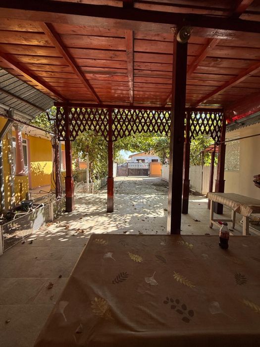 Casă de vânzare cu teren 922 mp – Tecuci, cartier Bălcescu