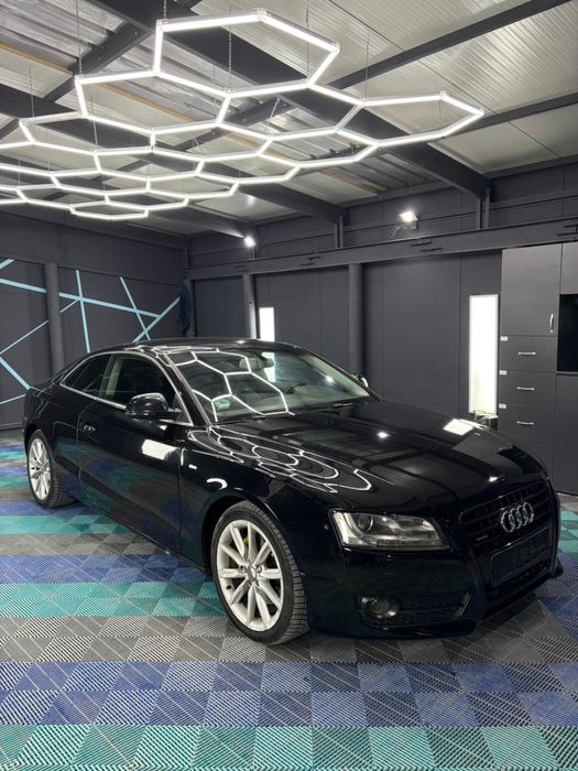 Audi A5 Coupe quattro