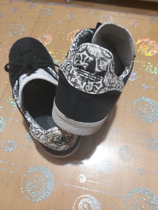 Оригинални маратонки адидас