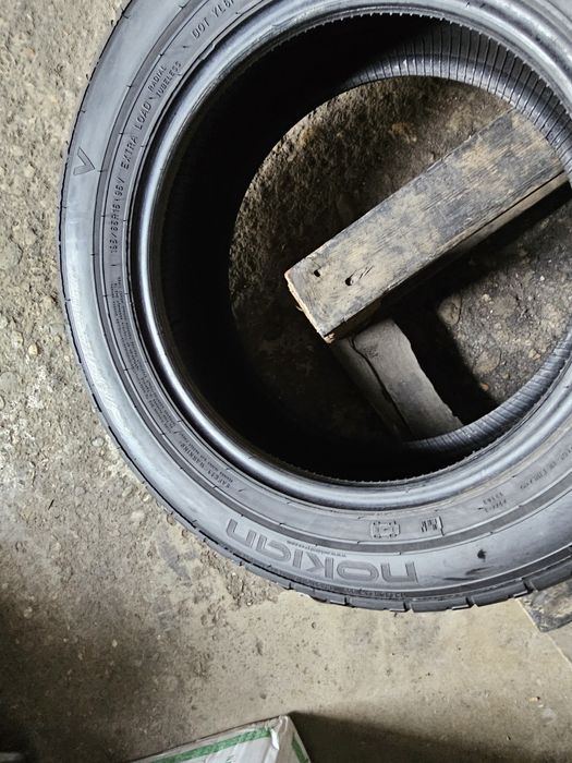 2 anvelope vara 195 65 15 Nokian 7mm