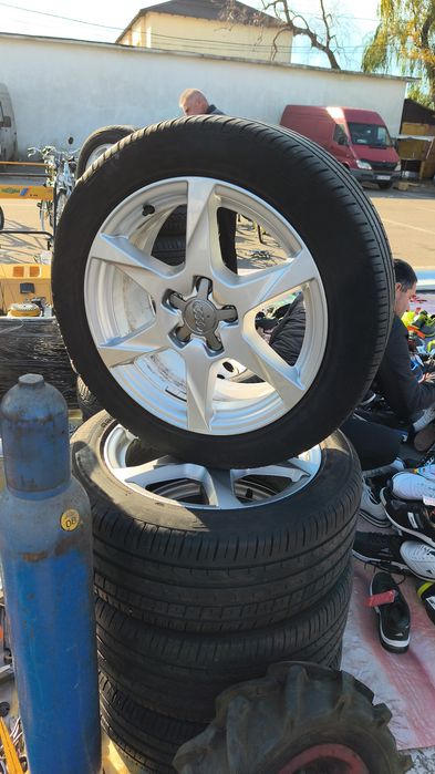 Jante audi r 17 cauciucuri Pirelli