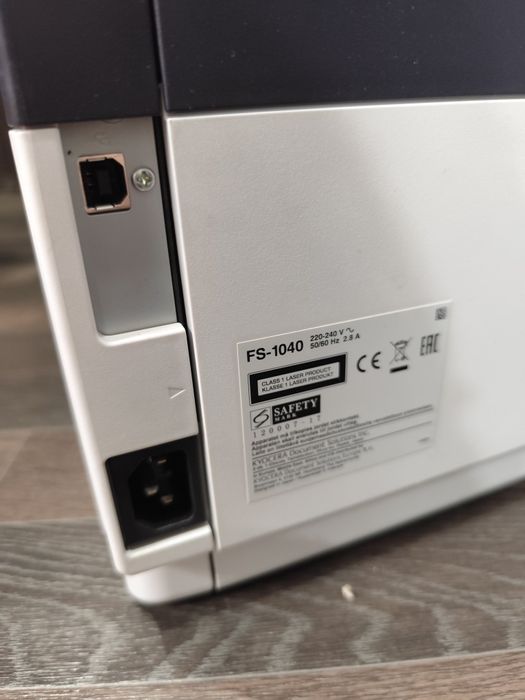 Продам принтер Kyocera 1040
