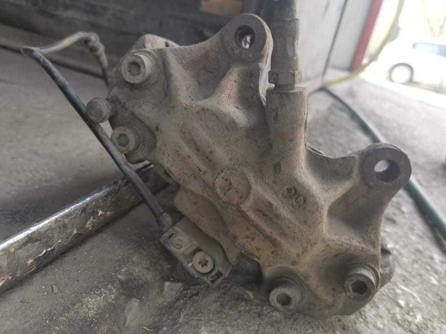 Дискове+Апарати с накладки от Е430/E420 W/T/S210 ,C36 AMG W202