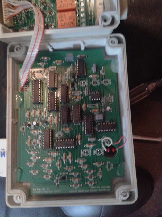 Газ сигнализатор тип GD 01 , централа.