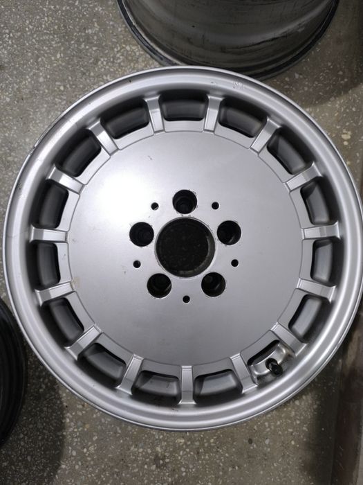 Jante Mercedes Benz SL  Gullideckel R16