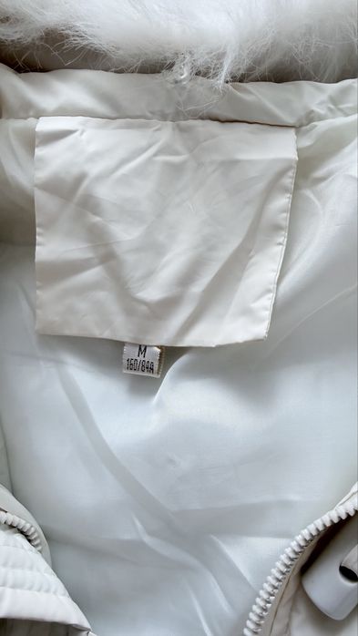 Продаю верхнюю одежду