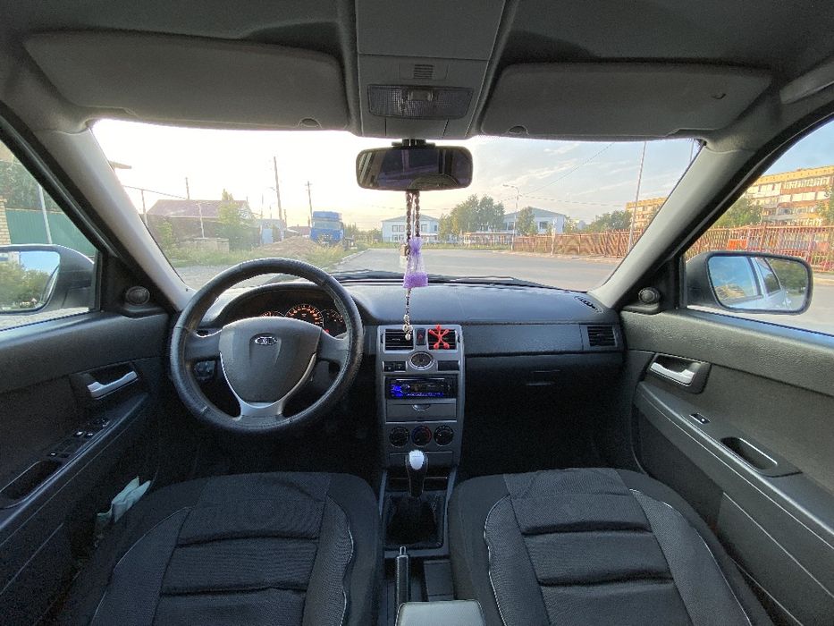 Lada Priora 2012 года