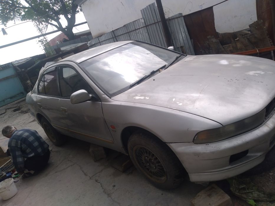 Митсубиси галант японец 8