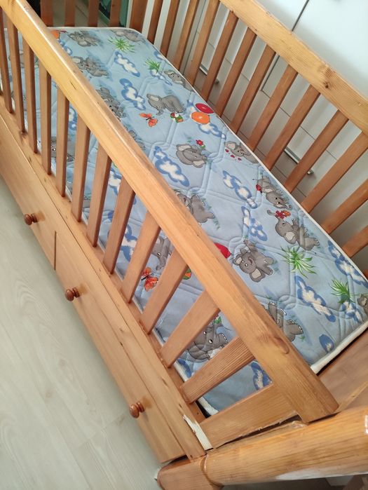 Кошара и столче общо 70€,само лично предаване Пловдив