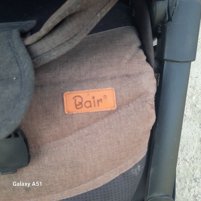 Продам коляску в мкрн Айгерим