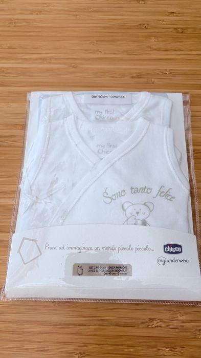 НОВИ 2 бр. бебешки памучни бодита Chicco