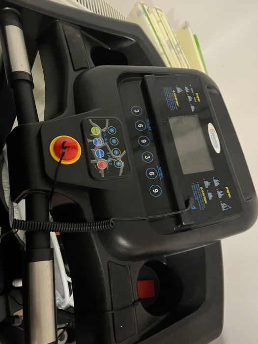 Banda alergare Kondition HM-4200, inclinare automata