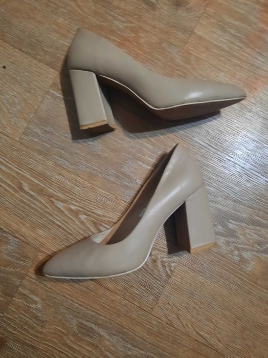 Продается обувь б/у