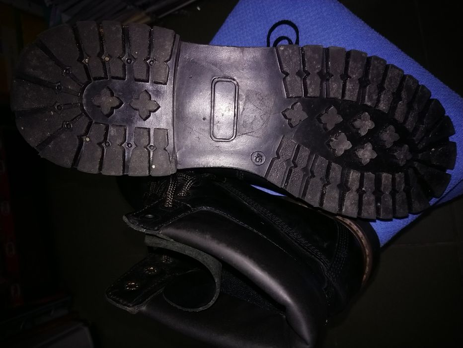 Ghete inalte , din piele pentru barbati , marimea 45