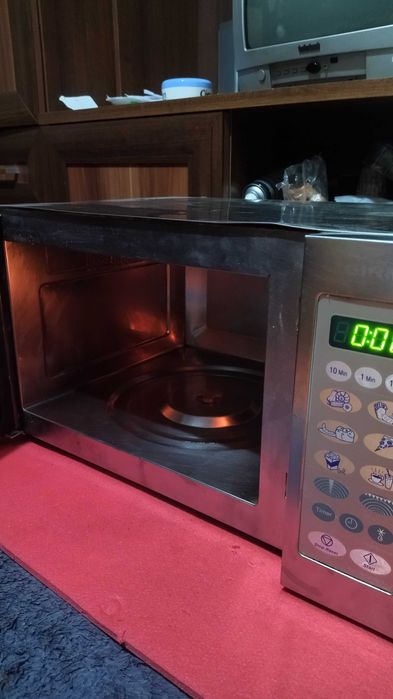 Vind cuptor  cu microunde inox