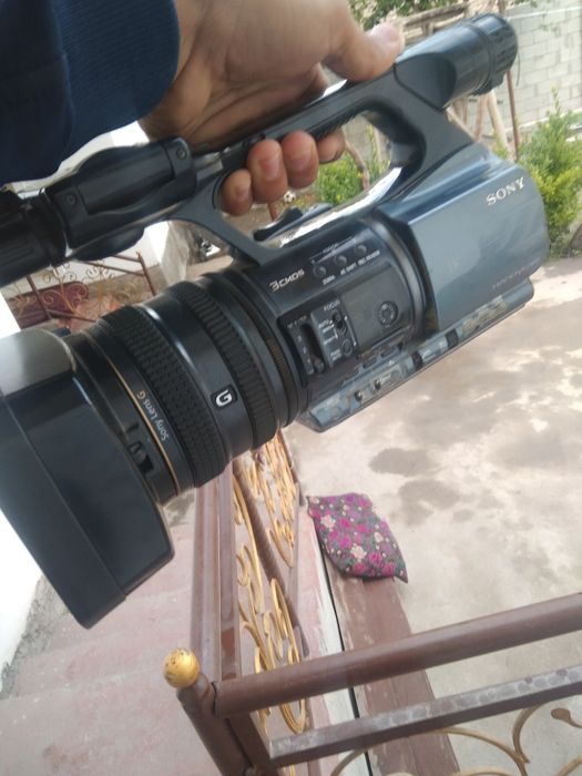 Kamera 2200 sotiladi