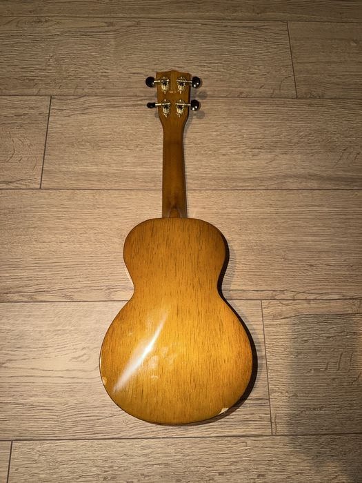 Chitara Ukulele Mahalo
