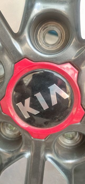 Продам диски с шинами Kia, Hyundai, Mazda.