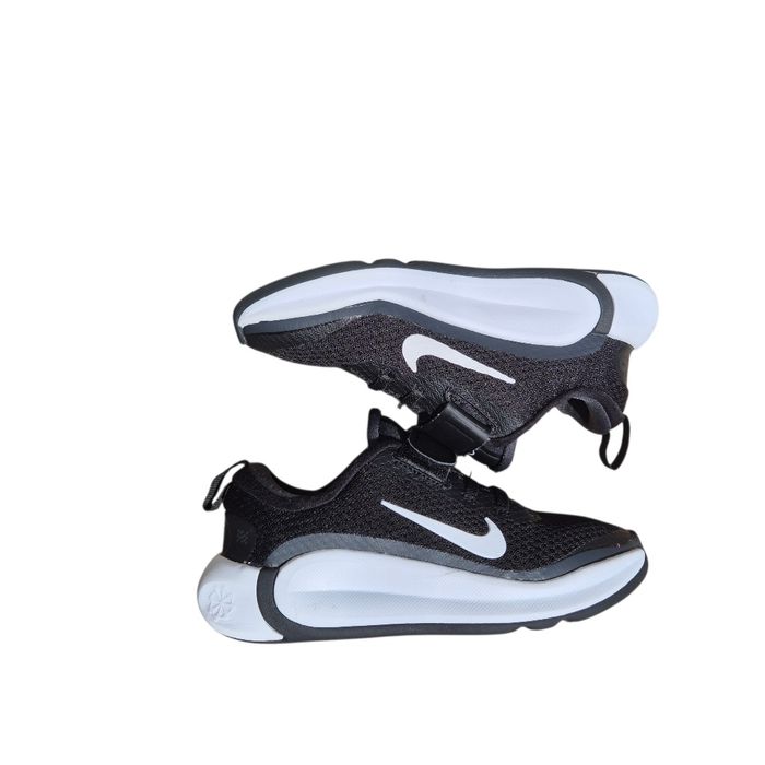 Nike  mărimea 31, unisex, purtați de 2-3 ori, ca noi, sneakers adidasi