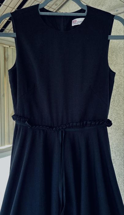 Скъпа маркова рокля лукс Red Valentino Италия