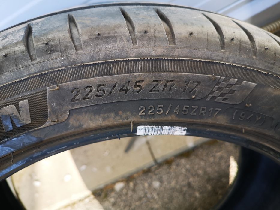 2бр летни 225/45/17  Michelin pilot sport 4