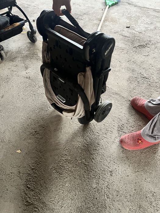 Коляска в дорогу