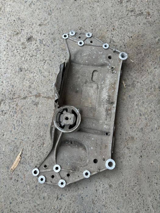 Jug motor passat B6 Caddy Touran golf