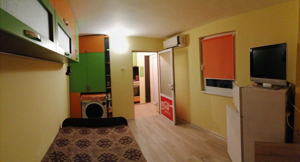 Дава се под наем  в Плевен, 9-ти квартал - 20 кв.м за 153 € - Снимка #2