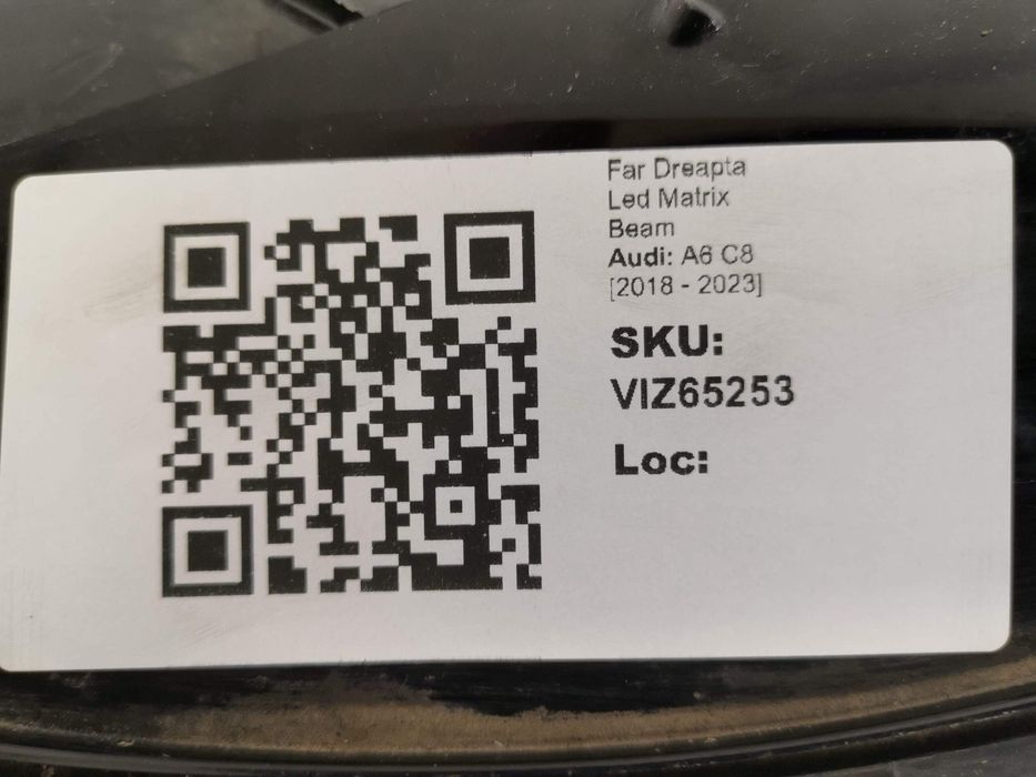 Фар Дясно Лед Матрикс Лъч Ауди А6 С8 / Audi A6 C8 Оригинален Авариран