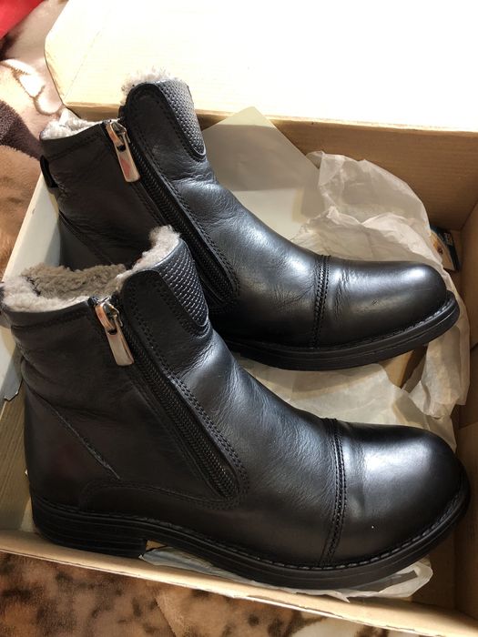 Продаются турецкие ботинки.