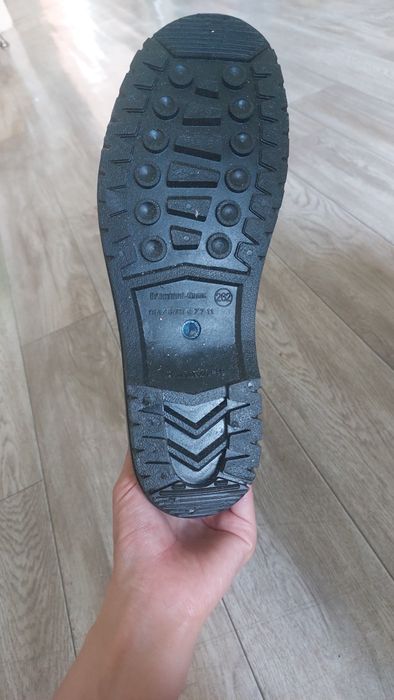 Резиновые сапоги