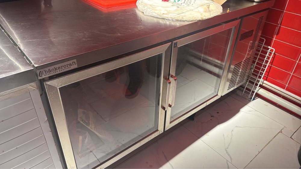 Стол-холодильник