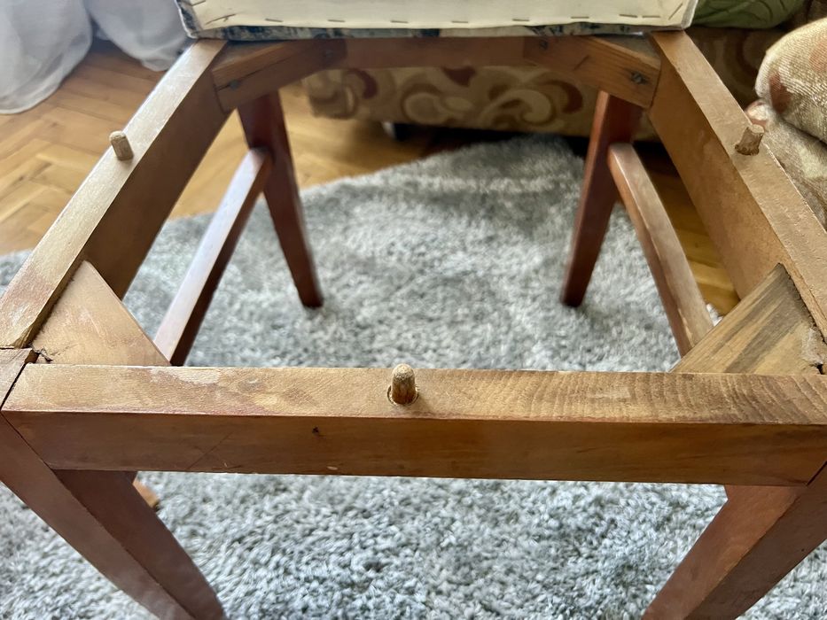 Дървени трапезни столове - 5 броя