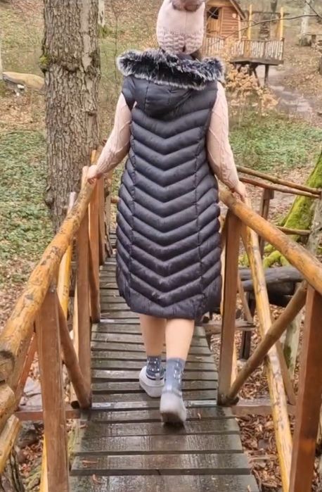 Дълъг сив елек S