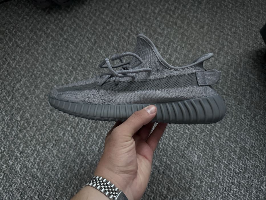 Yeezy boost 350 grey
