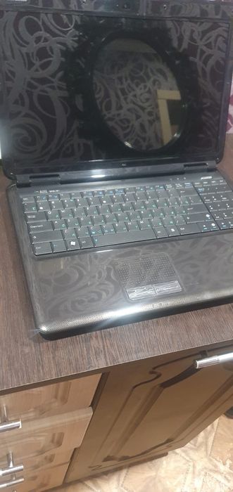 Продам офисный ноутбук Asus