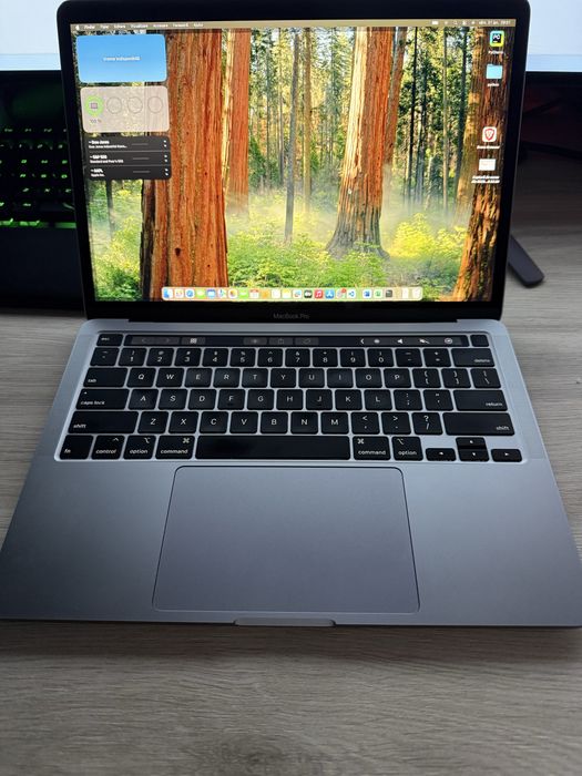 MacBook Pro 13” 2020 | i5 Quad-Core | 8GB RAM | SSD 256GB | Touch Bar