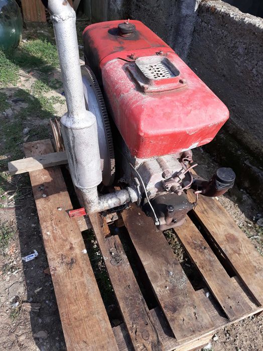 Vand motor tractor chinezesc 15cp in stare de functionare
