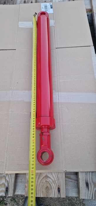 Cilindru hidraulic 76 cm lungime diametru tija 35 mm diametru bolturi