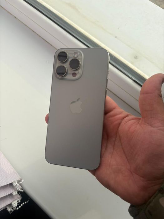 Iphone 15 pro max 256 gb eac