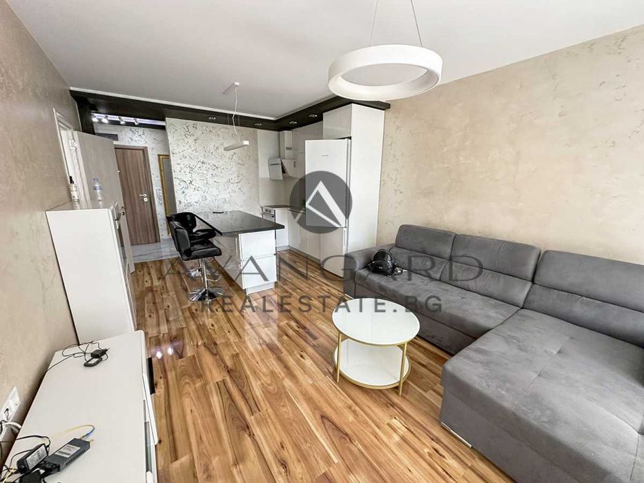 Продава се Двустаен апартамент в Пловдив, Кючук Париж - 65 кв.м за 1083 €/кв.м - Снимка #1