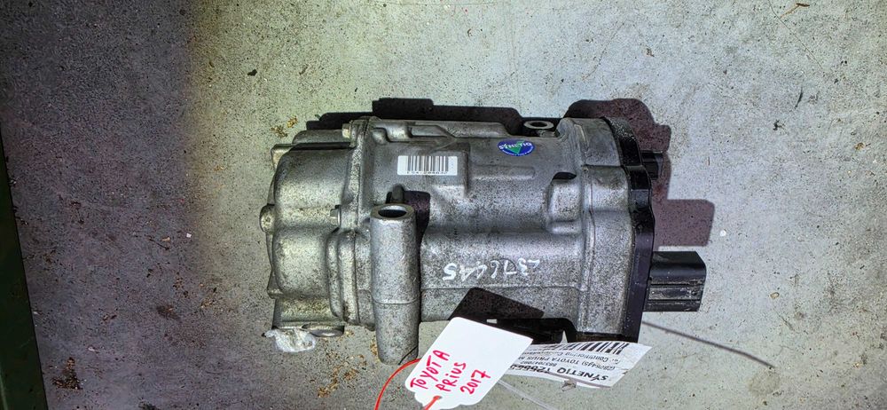 Compresor Clima Toyota Prius cod 042400-0021