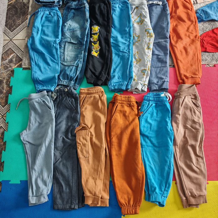 Lot pantaloni marime 104 baieti