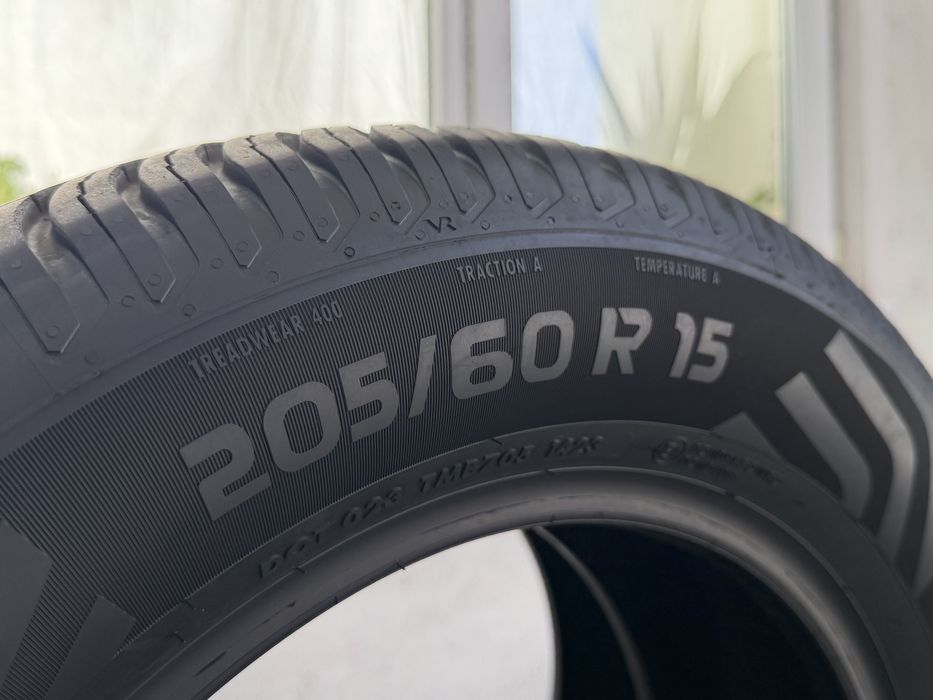 “Dot 23” 205/60/15 Vredestein 2Броя: 100€ 7.8мм Всесезонни гуми