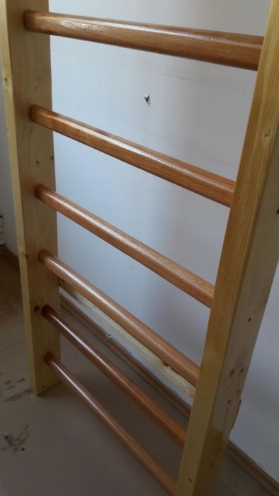 Spalier gimnastica medicala 200/70 cm, 9 trepte, lacuit