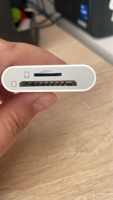 Адаптер с USB-C на SD/microSD кардридер
