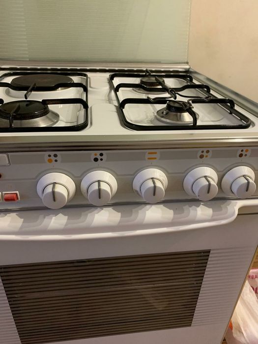 Продам комбинированную плиту Италия