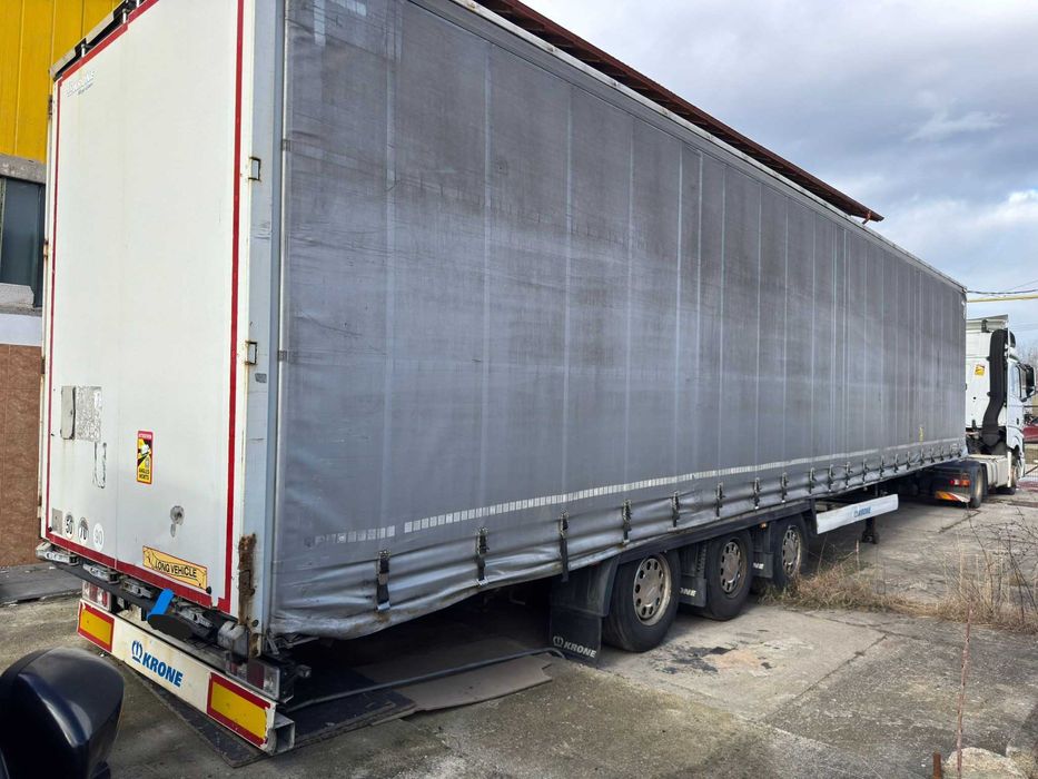 Semiremorca/semitrailer Krone